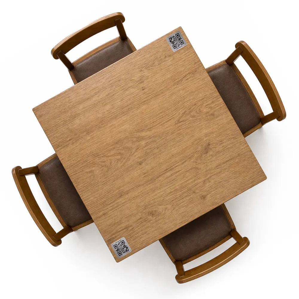 Mesa com QR codes vaideQR